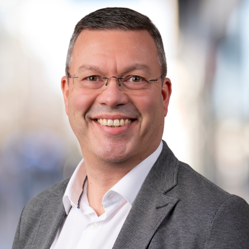  Mario-Heinrich Schenk